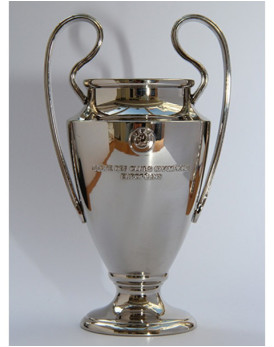 UEFA Champions League - Pokal (150mm)